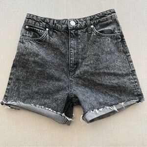 SANDRO • Acid Wash High Waist
Rise Raw Hem Denim Jean Shorts